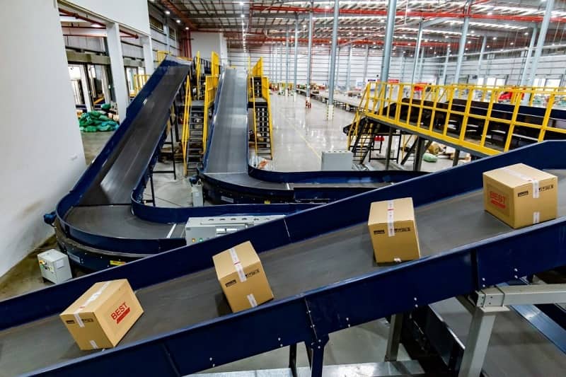 Các nhà đầu tư nhượng quyền thừa hưởng những công nghệ hiện đại từ BEST Express, giúp ổn định vận hành nhanh chóng. Ảnh: BEST Express Các nhà đầu tư nhượng quyền thừa hưởng những công nghệ hiện đại từ BEST Express, giúp ổn định vận hành nhanh chóng. Ảnh: BEST Express