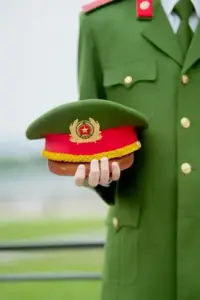 77 Hình Nền Công An Đẹp với sắc phục xanh và ánh sáng trang nghiêm