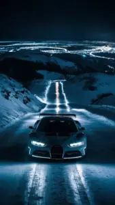 Màn hình dọc dùng ảnh nền siêu xe với Bugatti đen đặt lệch phải, nền phố mờ nhẹ.
