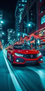 Góc chụp thấp làm Honda Civic màu trắng nổi bật, lưới tản nhiệt đen nhìn rất gọn.