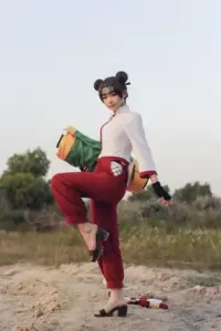 Bức ảnh người đẹp cosplay mặc đồ ninja trắng khoe thần thái mềm mại và thanh thoát