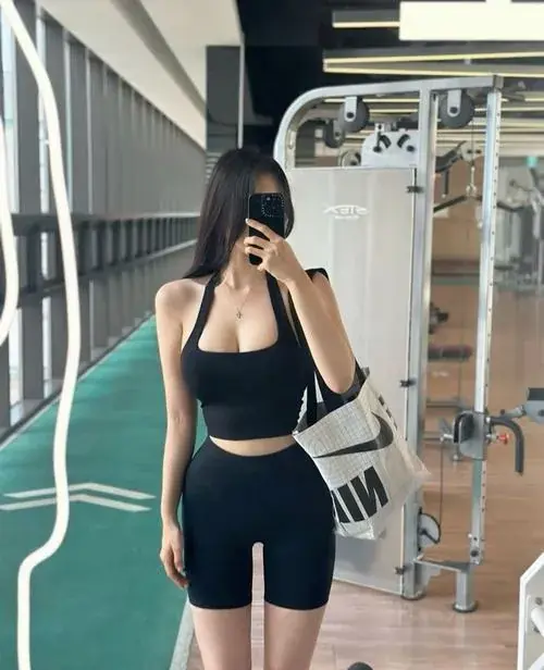 100+ Ảnh gái tập gym khỏe khoắn truyền cảm hứng giữ dáng, luyện cơ