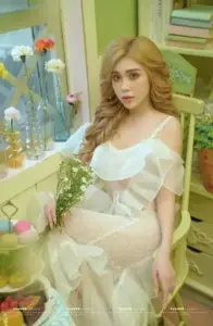 Người đẹp Sài thành gây nhớ bằng visual ngọt sắc, vóc dáng cân đối và phong thái rất tự nhiên